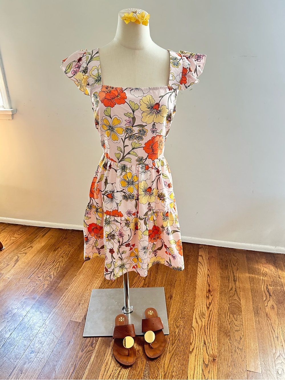 Lottie & Holly Floral Flutter Sleeve Dress Open Back Pink Yellow Size L NWT